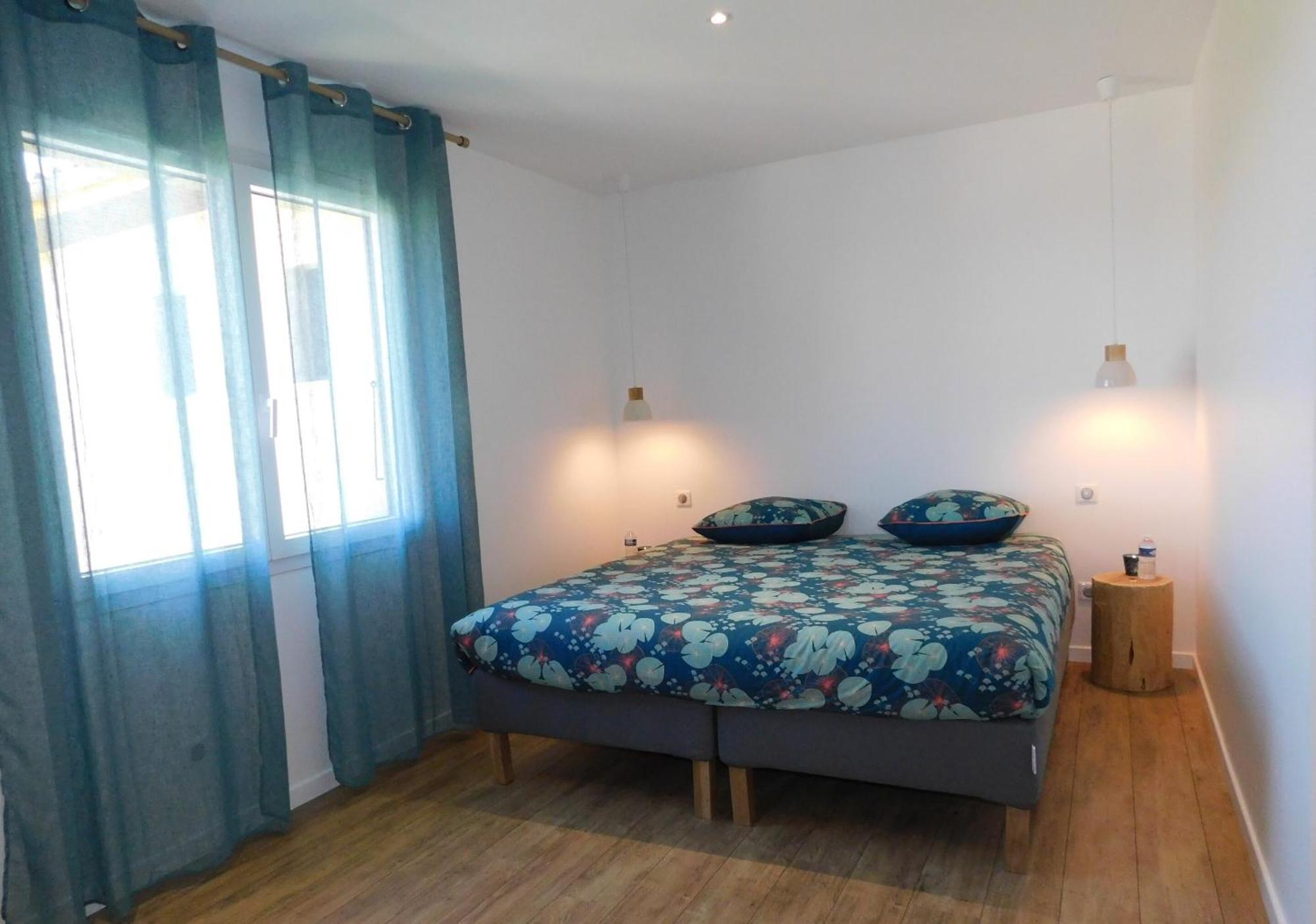 La Maison De Paul & Margaux Chateauneuf-de-Galaure Zimmer foto